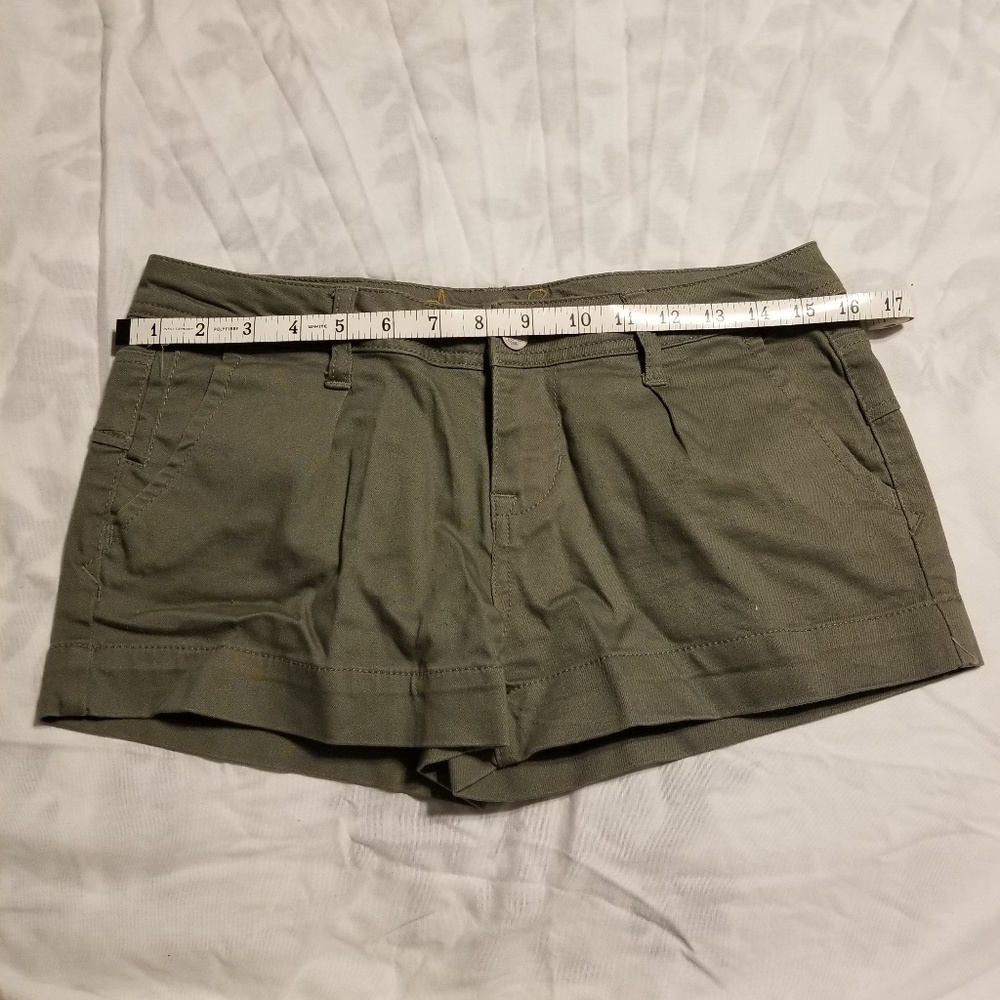 American Rag Shorts - Picture 2 of 5